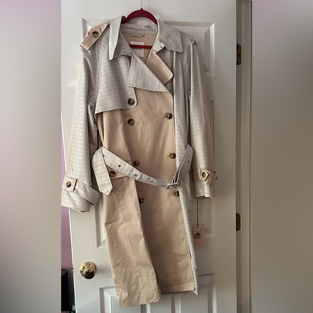 Avec Les Filles Two-Tone Trench Coat in Beige and Gray never worn